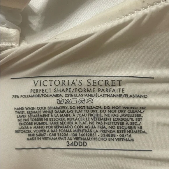 Victoria’s Secret Bra Perfect Shape is on the tag. 34DDD gently worn - Picture 3 of 3